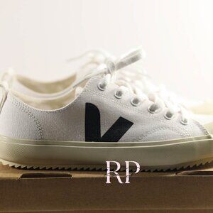 VEJA WOMEN NOVA CANVAS WHITE BLACK SZ 7 NWT